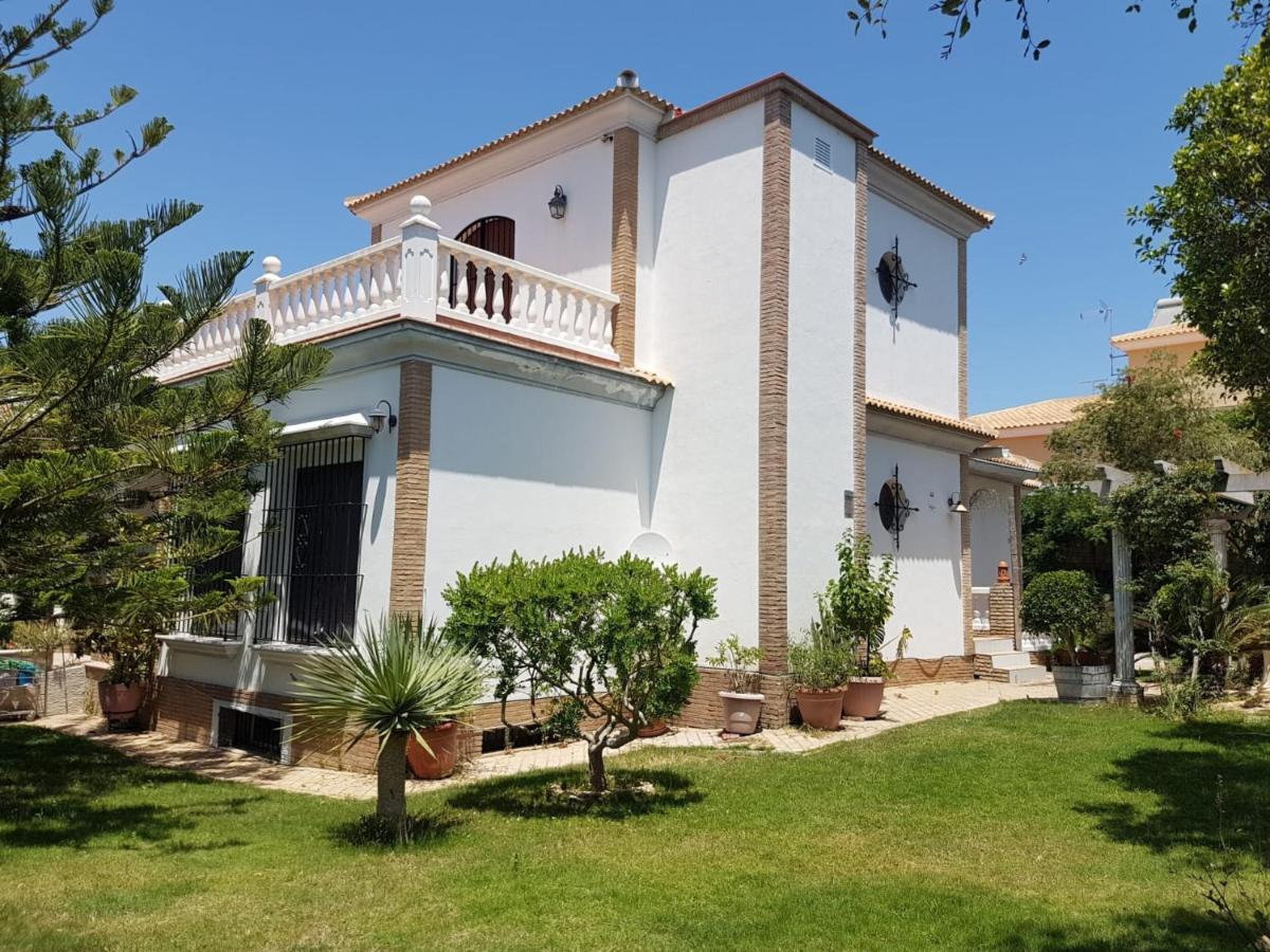 Casa Con Jardin En La Playa Villa Mazagon Exterior photo
